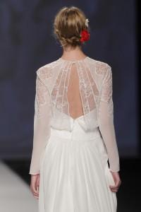 Escotes con magia para novias… o invitadas victorioyluchino2015_2