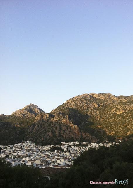 Azul: Blogger Traveller.