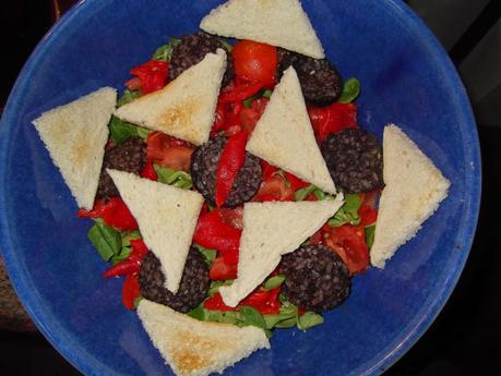ENSALADA DE MORCILLA