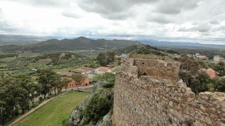 LA MAGIA DE ALBURQUERQUEMoisés Cayetano RosadoDe Badajoz ...