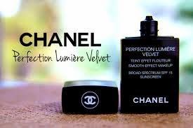 PERFECTION LUMIÈRE VELVET DE CHANEL.