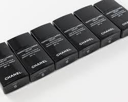 PERFECTION LUMIÈRE VELVET DE CHANEL.