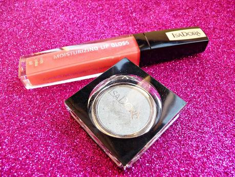 Moisturizing lip gloss (gloss no pegajoso) y eye glow (sombra de ojos) de Isadora