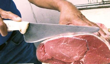 ESCANDALOSA CAÍDA DE CONSUMO DE CARNE EN SAN JUAN CarneCarniceria-28052014