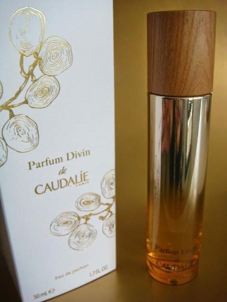 Si las Diosas usaran perfume...elegirían Parfum Divin de CAUDALIE Si las Diosas usaran perfume...elegirían Parfum Divin de CAUDALIE