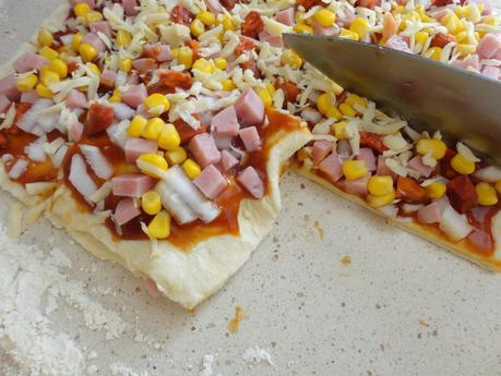 Pull-Apart Pizza Bread