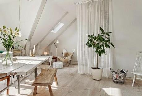 UNA BUHARDILLA FRESCA Y BLANCA