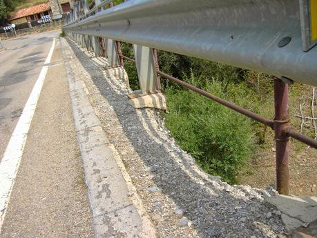 La carretera o el camino