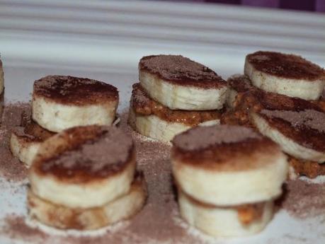 ¡Nueva receta sana! Snack para deportistas: Bocaditos de Peanut Butter y plátano