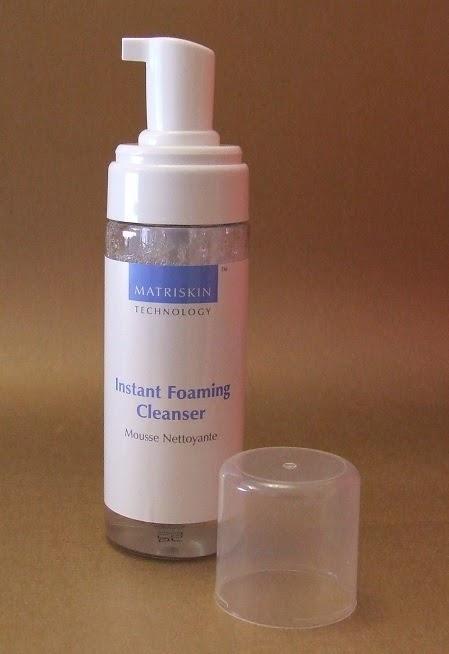 Una limpieza perfecta y completa con la Mousse Limpiadora “Instant Foaming Cleanser” de MATRISKIN
