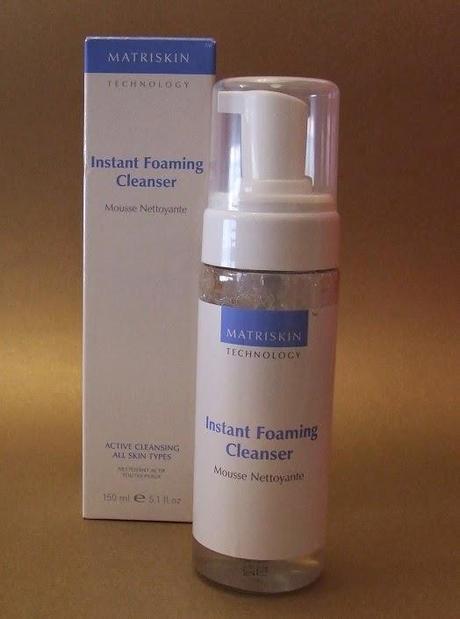 Una limpieza perfecta y completa con la Mousse Limpiadora “Instant Foaming Cleanser” de MATRISKIN
