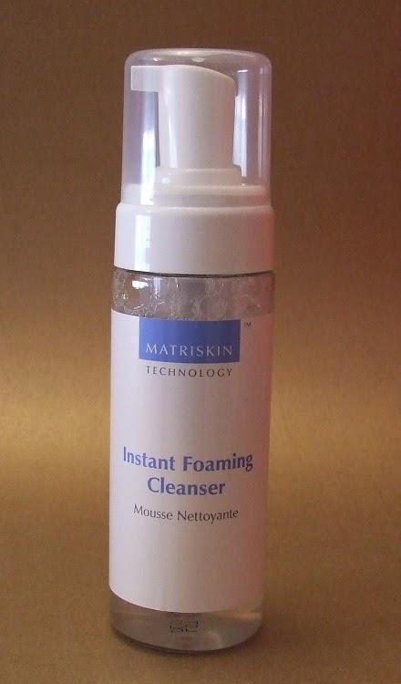 Una limpieza perfecta y completa con la Mousse Limpiadora “Instant Foaming Cleanser” de MATRISKIN