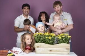 Bricolaje con niños: Macetero de madera con margaritas foto 19 300x199 Bricolaje con niños: Macetero de madera con margaritas