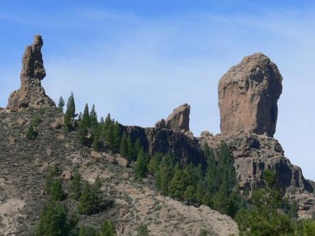 5 Lugares Imprescindibles en una visita a Gran Canaria El Fraile, La Rana y el Roque Nublo