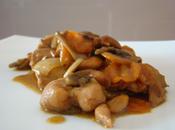 Pollo almendras verduras salsa soja