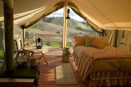 Glamping en Argentina: la idea de acampar con el confort de un hotel.