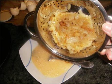 TORTILLA  DE CEBOLLAS