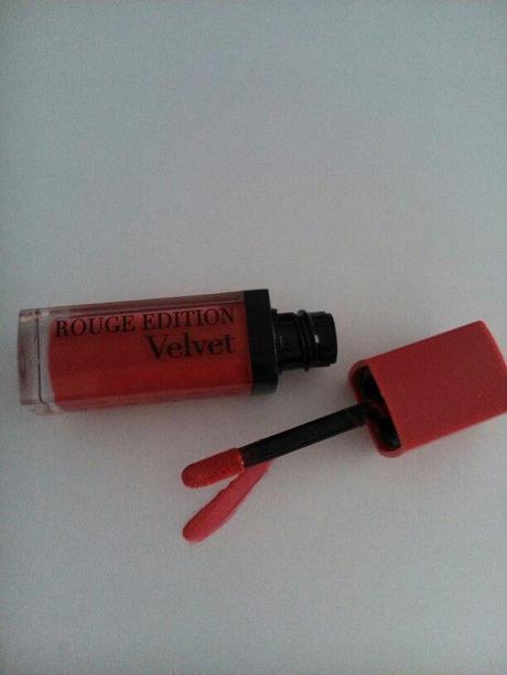 Rouge edition Velvet de Bourjois