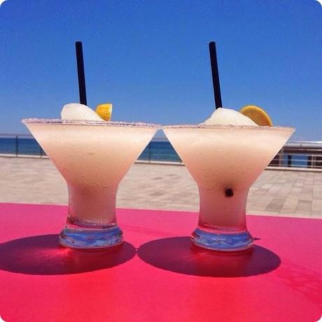 MARGARITAS FRENTE AL MAR