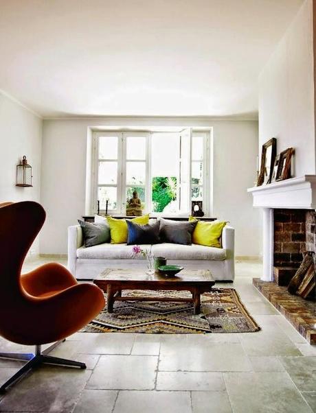 UNA IMPONENTE CASA EN LA RIVIERA FRANCESA.