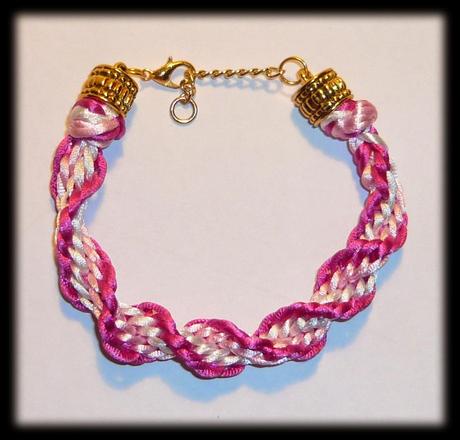 Pulsera espiral con disco Kumihimo