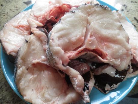 Merluza a la romana con almejas olla GM