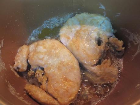 Merluza a la romana con almejas olla GM