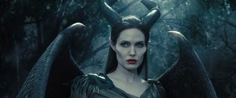 ‘Maléfica’ debuta en 48 mercados a lo grande maleficent-2014-59-aurora-meets-her-fairy-godmother-in-bewitching-new-maleficent-clip