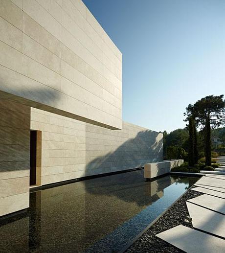 A-CERO PRESENTA IMÁGENES INÉDITAS DE UNA VIVIENDA EN LA COSTA DEL SOL