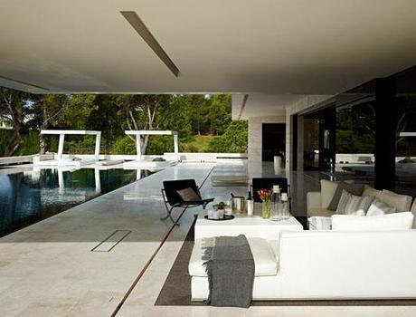 A-CERO PRESENTA IMÁGENES INÉDITAS DE UNA VIVIENDA EN LA COSTA DEL SOL