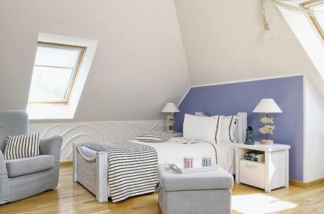 ESTILO ROMÁNTICO EN UNA VIVIENDA AMERICANA JUNTO AL MAR