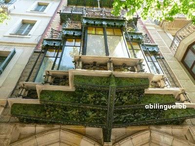 Enjoying the Art Nouveau Street Festival in Barcelona