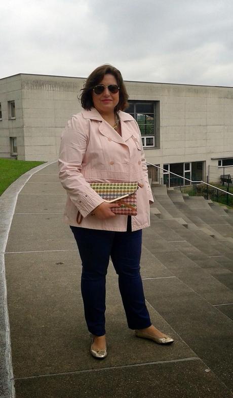 A mi estilo: Trench rosa