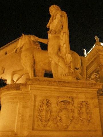 La Plaza del Campidoglio, un error afortunado y los museos más antiguos del mundo
