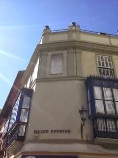 Curiosidades y secretos de Sevilla (I): La tumba escondida.