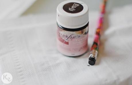 DIY. Polka dots cushion DIY. Polka dots cushion