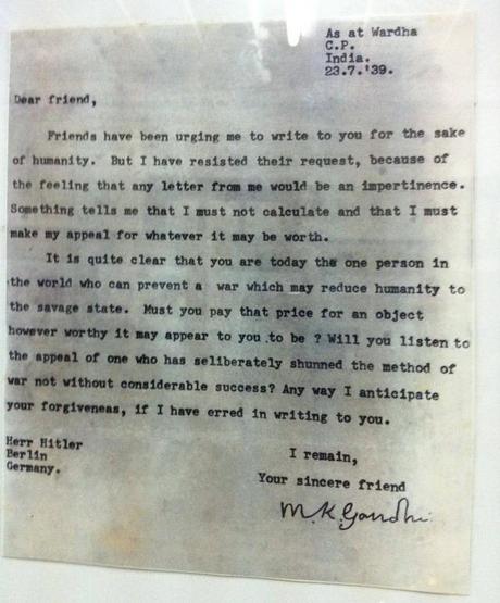 Carta de Mahatma Gandhi a Adolf Hitler