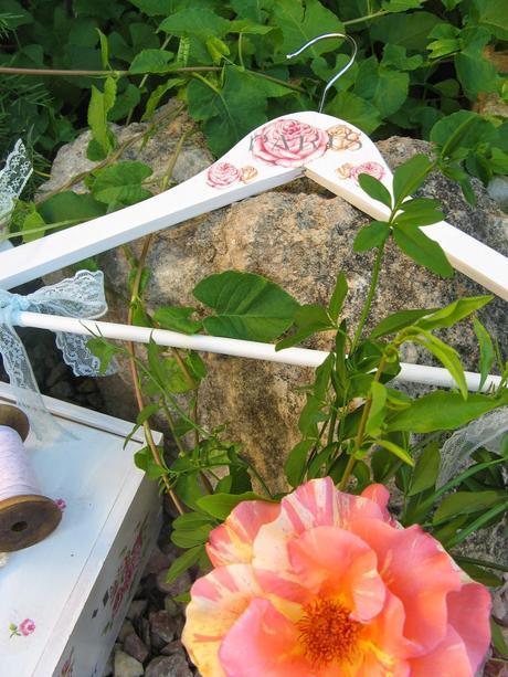 Coser no coso, pero hacer costureros.....