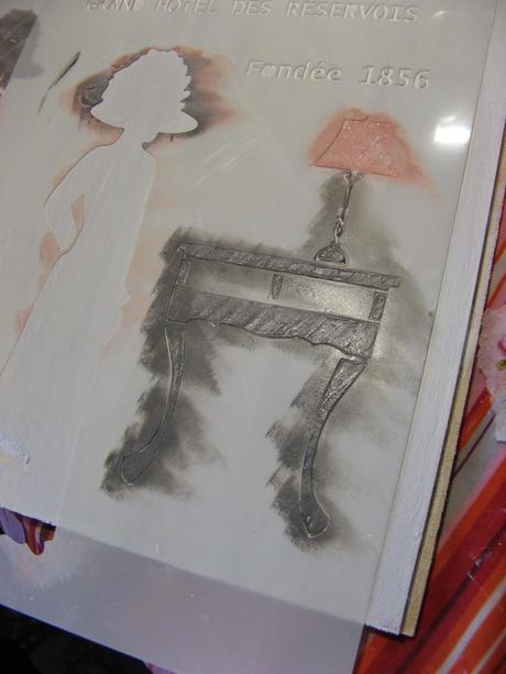 Coser no coso, pero hacer costureros.....