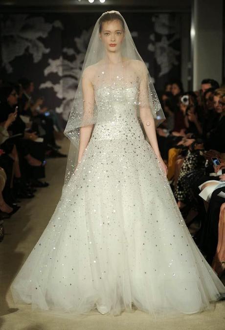 Vestidos de novia 2015 de Carolina Herrera: elegancia y clasicismo para novias soñadoras