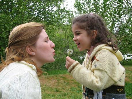 ¡Adoro a mi hija adolescente! / I love my teenage daughter!