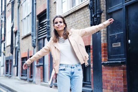 Biker_Jacket-Sandro_Paris-Ripped_Jeans-London-Travels-Outfit-28