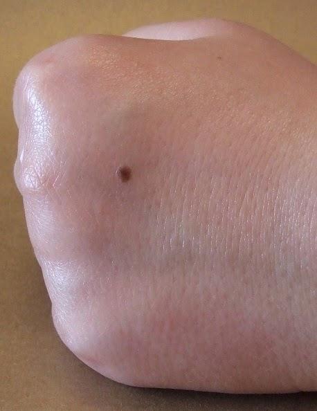 El Protector Solar Facial “Pure Natural Sun SPF20” para pieles sensibles de JASON