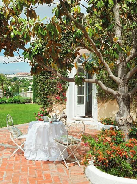 Una casa Abierta al Jardin