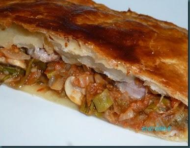 hojaldre de verduras con butifarra,racion1 copia