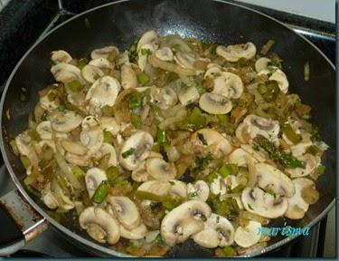 hojaldre de verduras con butifarra5 copia