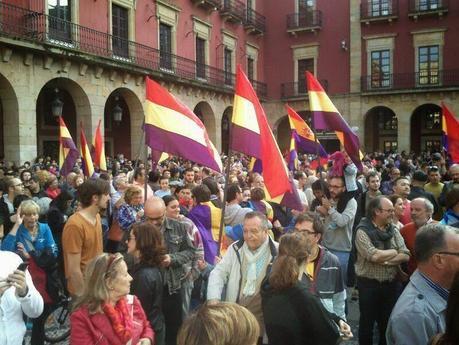 La Gran Logia de España se pronuncia  sobre la abdicación del Rey