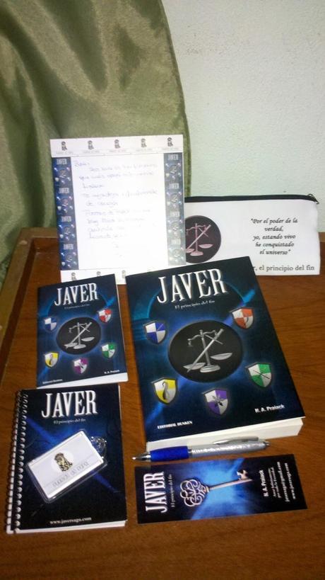 ¡Me llegó un paquete y estoy feliz! ¡Me llegó un paquete y estoy feliz!