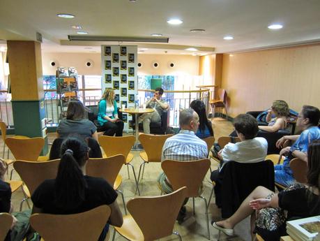 Presentación de Un lugar llamado destino (Javier Iriondo, 22.05.14) y Me enamoré mientras dormía (Moruena Estríngana, 23.05.14)