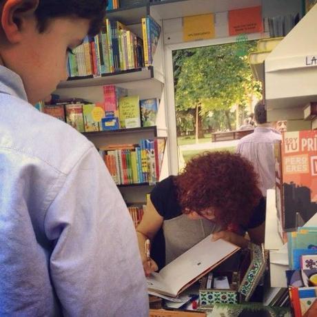 2129.- La feria del libro de Madrid con niños